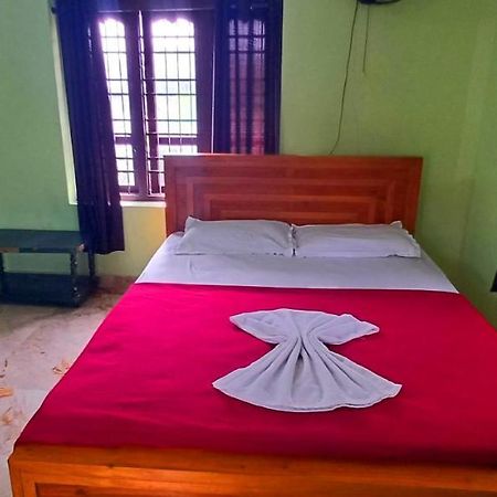 קאלפטה Empire Homestay מראה חיצוני תמונה