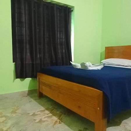 קאלפטה Empire Homestay מראה חיצוני תמונה