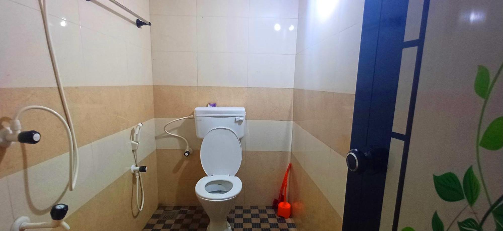 קאלפטה Empire Homestay מראה חיצוני תמונה